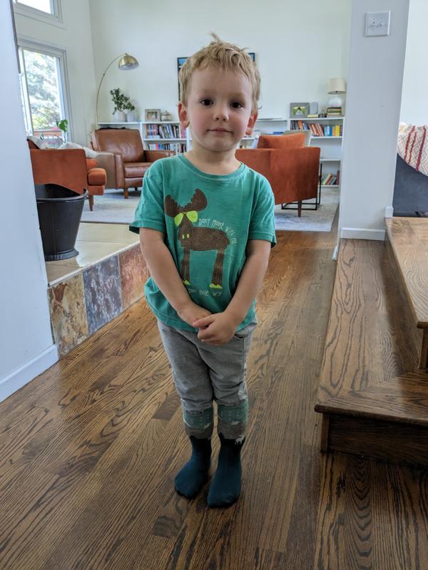 Max dressed himself