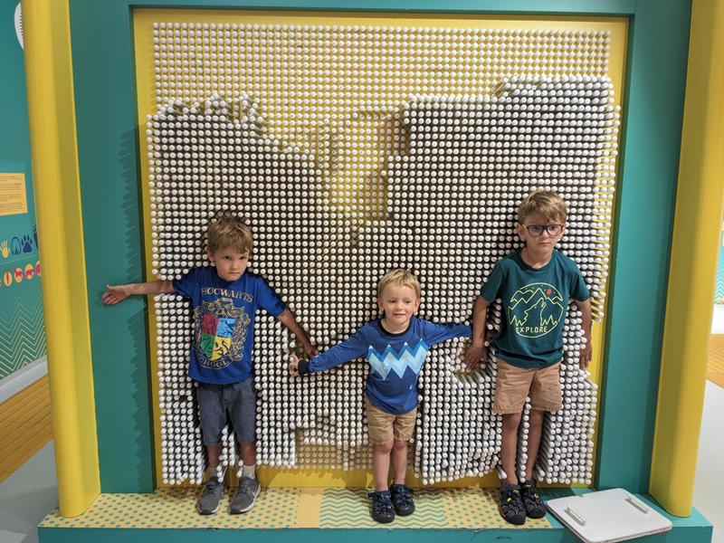 Children's museum with mom