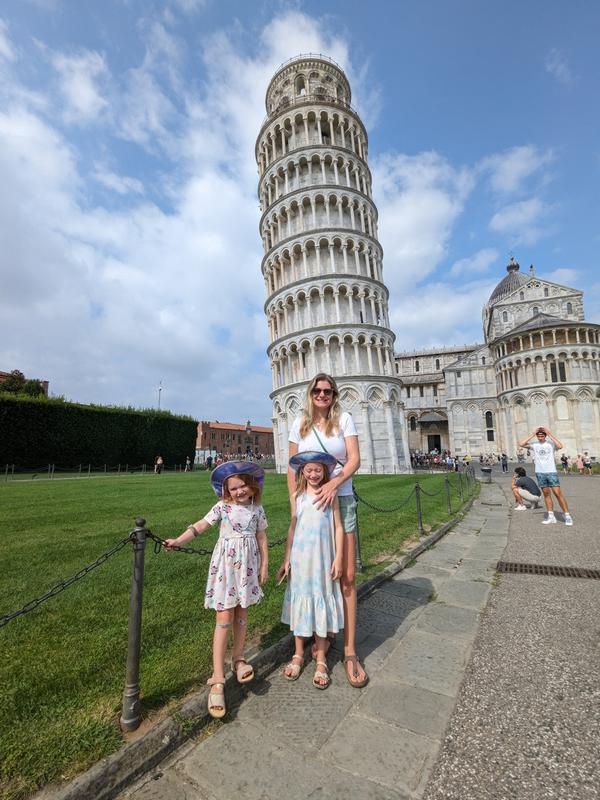 Leaning tower