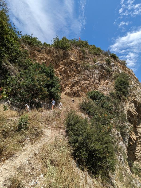 Check out that overhang!