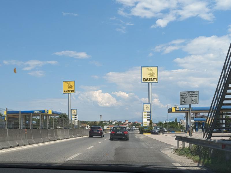 Is that a goat head on a roomba as the gas station logo?